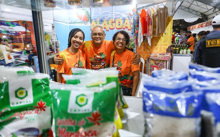 Alagoas encerra circuito de feiras da agricultura familiar 2025 no Maranhão