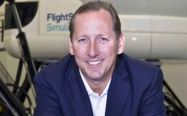 Dono da SAF do Botafogo, Textor faz proposta de R$ 3 bilhões para comprar Wolverhampton, diz site