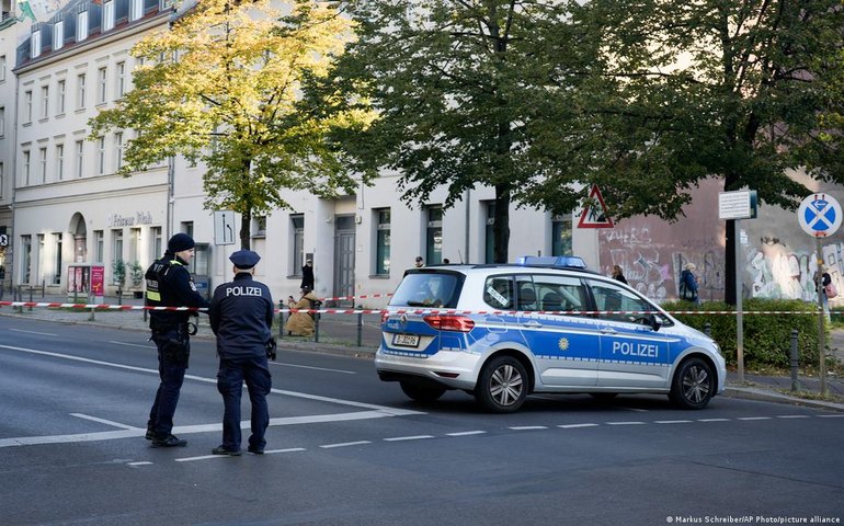 Polícia mata homem armado que tentava incendiar sinagoga na França