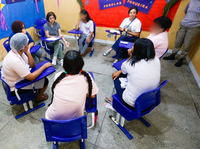 Cria realiza escuta de socioeducandas para construção do Plano Estadual da Primeira Infância