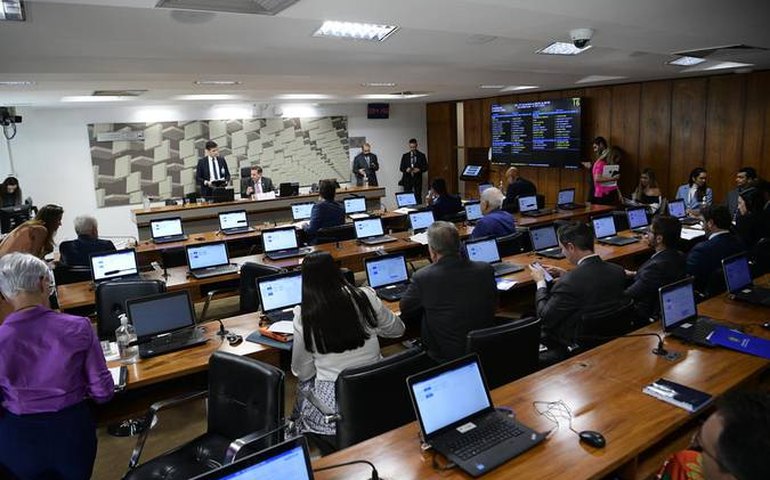 CAE aprova indicadores socioeconômicos para repasses ao Pnae