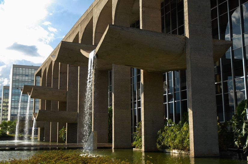 AGU e Ministério da Justiça recomendam veto de Lula a alterações na Ficha Limpa