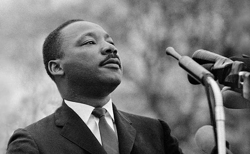 Milhares se reúnem em Washington em celebração a Martin Luther King