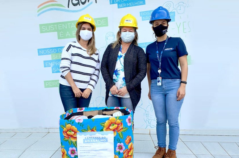 Centro Pop recebe doação de agasalhos arrecadados em campanha da Agreste Saneamentos