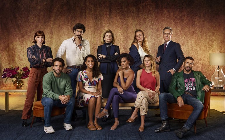 'Vale Tudo': nova versão da abertura traz símbolos do debate político-social contemporâneo