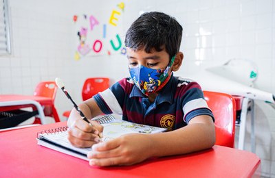 Pais e responsáveis tem até esta sexta-feira (14) para garantir vaga nas escolas públicas de Arapiraca