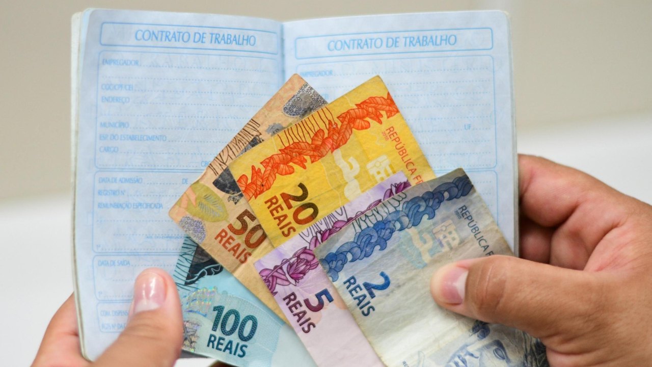 Rendimento do trabalhador alagoano acumula crescimento de 42% em três anos, aponta IBGE