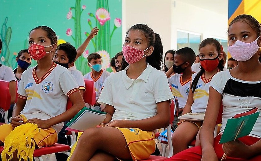 Prova Saeb começa a ser aplicada nesta terça-feira, 16, nas escolas municipais de Penedo