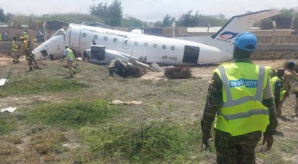 modelo-embraer-emb-120-brasilia-acidentado-na-somalia-11072023101453746 / Foto: Foto: Redes Sociais/ Reprodução