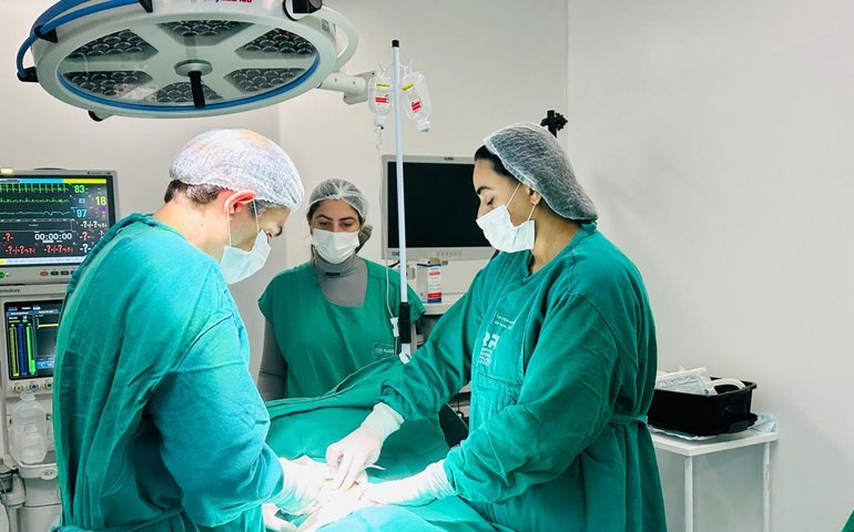 Programa Agora Tem Especialistas amplia cirurgias no HRPI para pacientes do Agreste e Médio Sertão