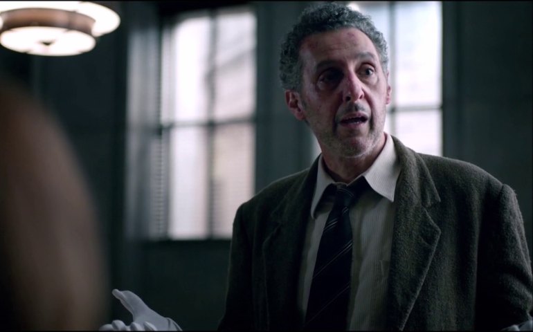 John Turturro diz que rejeitou papel em 'Pinguim' por 'violência contra mulheres' na série