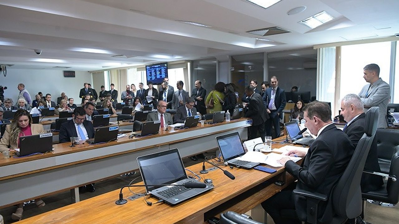 CAE aprova regulamentação de aposentadoria para atividades perigosas