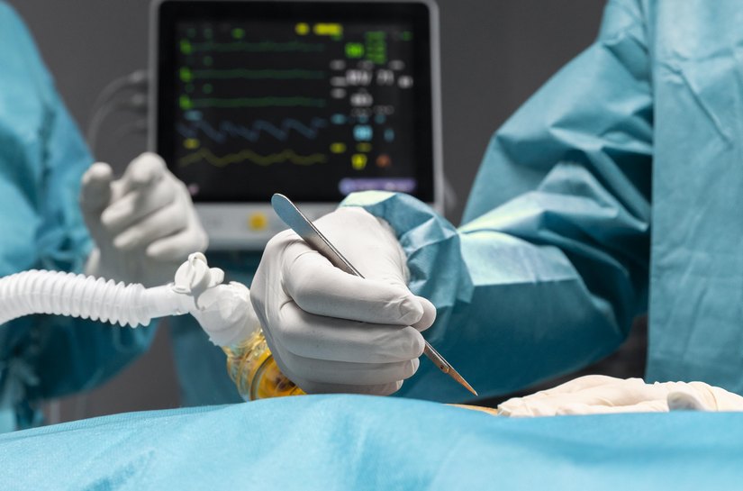 Expansão da utilização de robôs em cirurgias do quadril aumenta importância do médico