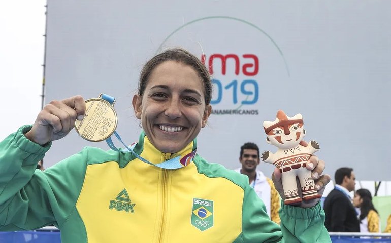 Triatleta Luisa Baptista permanece em estado grave após acidente