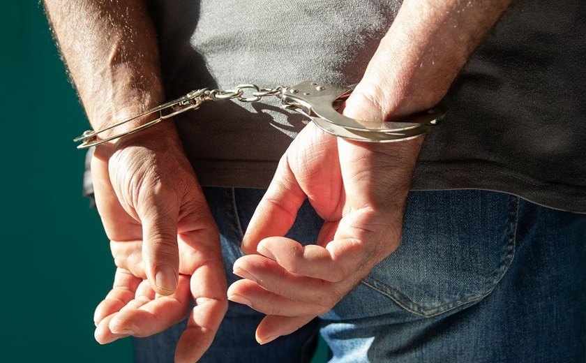 Polícia Civil prende homem suspeito de estuprar adolescente de 15 anos em Tanque D’Arca