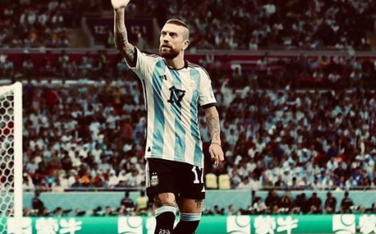 Campeão da Copa com a Argentina, Papu Gómez é suspenso por 2 anos após testar positivo em antidoping