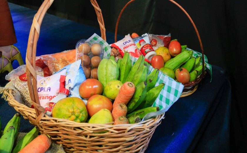 Cooperativas e empreendimentos solidários da agricultura familiar podem participar de chamada pública da merenda