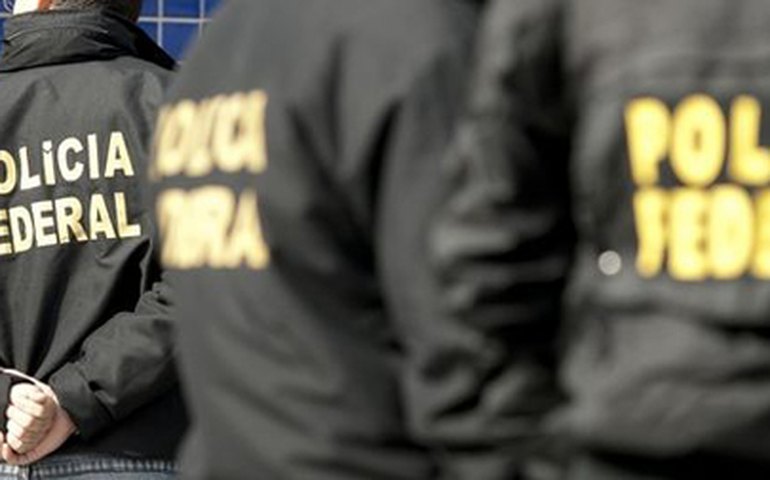 Polícia Federal faz operação contra tráfico de drogas em quatro estados