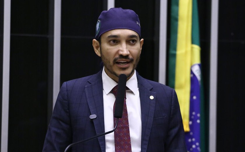 Mídia: Meta redigiu emenda apresentada por deputado em projeto sobre proteção infanto-juvenil na internet