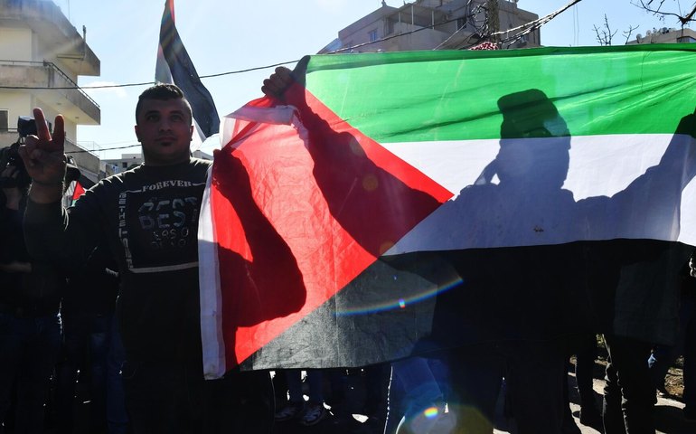 Arábia Saudita rejeita estabelecer relações diplomáticas com Israel sem um Estado palestino