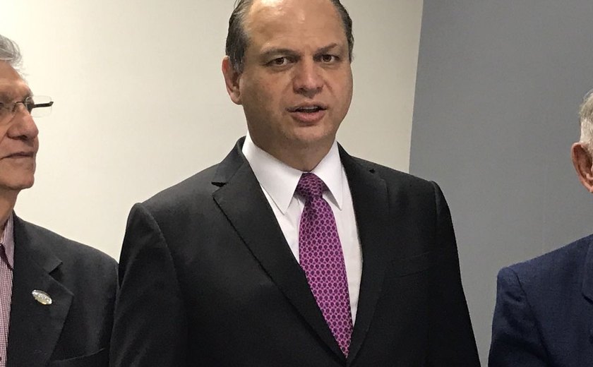 Ministro da Saúde anuncia investimento de R$ 13 milhões para Alagoas