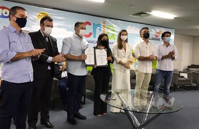 Penedo ganha creches do Programa Criança Alagoana