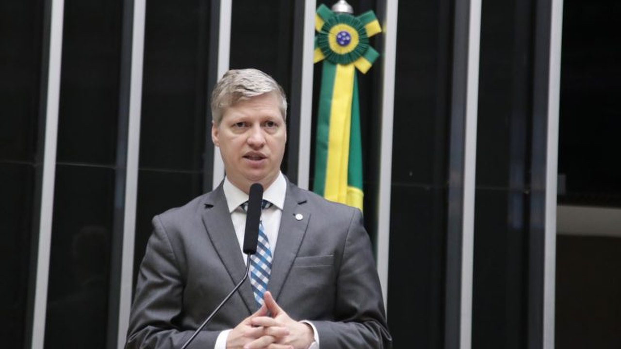Van Hattem diz que começará mandato no Senado trabalhando por impeachment de Gilmar Mendes