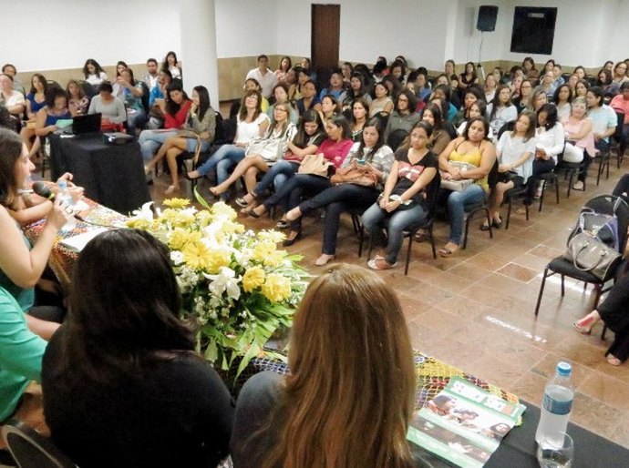 Debates e homenagens marcam os 80 anos do Serviço Social no Brasil