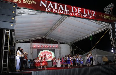 Natal de Luz leva centenas de famílias para festividades na tarde deste domingo (10) em Palmeira
