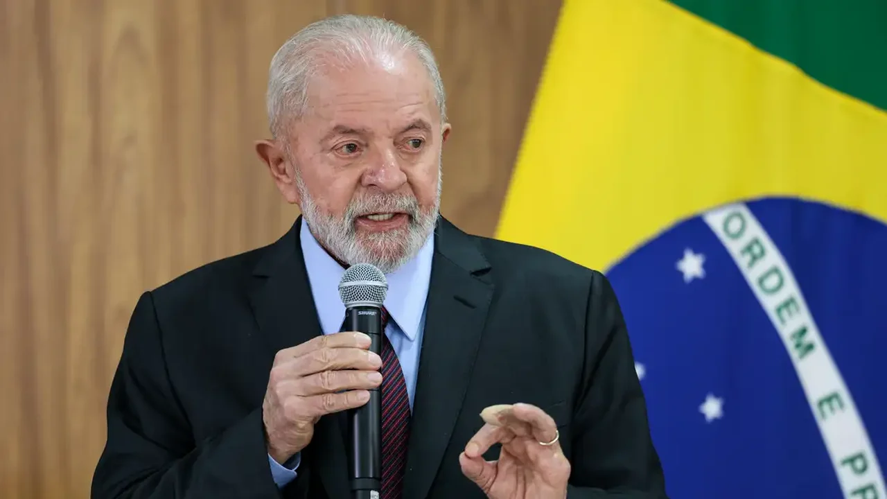 Em meio à crise no Rio Grande do Sul Lula recebeu ex-presidente da Argentina no Planalto