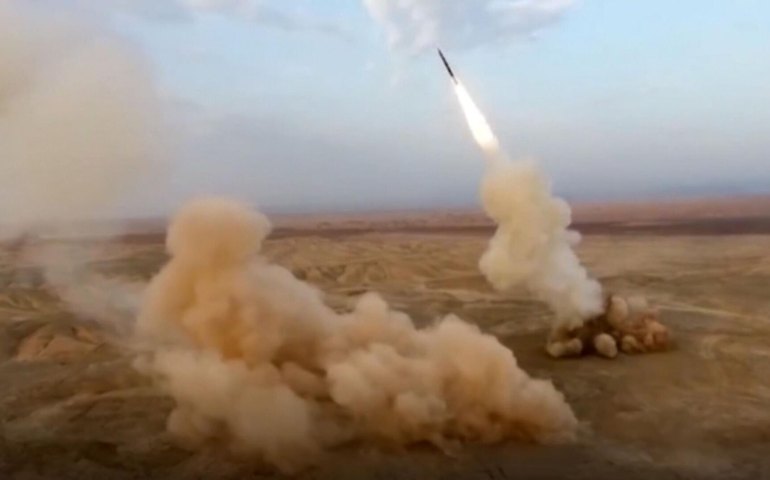 Especialista alerta para risco de esgotamento rápido dos estoques de mísseis dos EUA