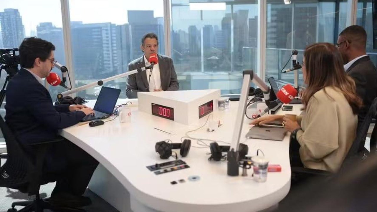 Haddad diz em sabatina que disputa em SP é 'Davi contra Golias' e critica união de Centrão e bolsonarismo