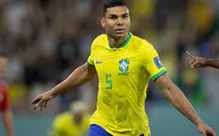 Casemiro é cortado da seleção brasileira por lesão e Dorival Jr. chama Pepê, do Porto