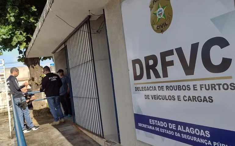 Falso especialista em Citroën é preso suspeito de golpes e desmanche ilegal