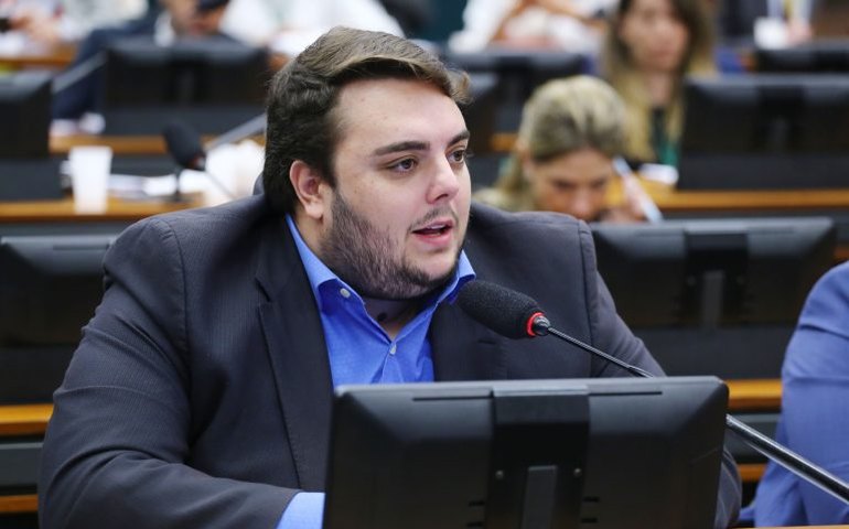 Comissão de Constituição e Justiça aprova Maringá como capital do associativismo