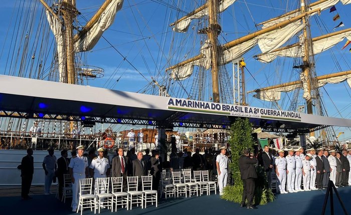 Almirante Olsen nos 80 anos do Dia da Vitória: 'quem não reverencia o passado não merece o futuro' Almirante Olsen nos 80 anos do Dia da Vitória: 'quem não reverencia o passado não merece o futuro'