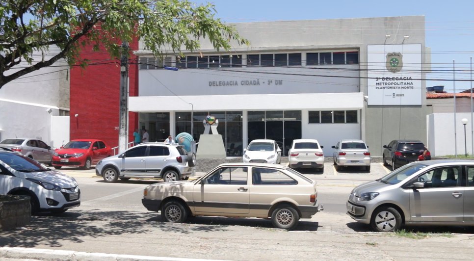 Jovem investigado por roubar motoristas de aplicativo à mão armada é preso em Aracaju