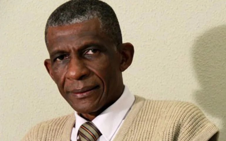 Morre ex-árbitro José Aparecido, que levou cusparada de Neto em 1991