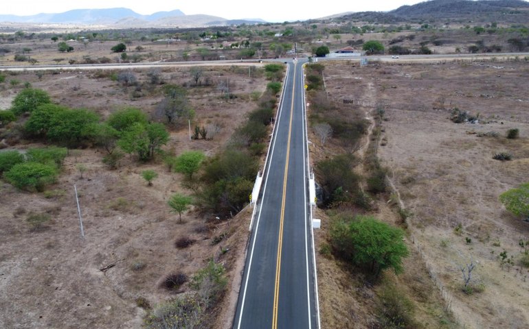 Paulo Dantas inaugura obra de reconstrução da AL-135 na segunda-feira