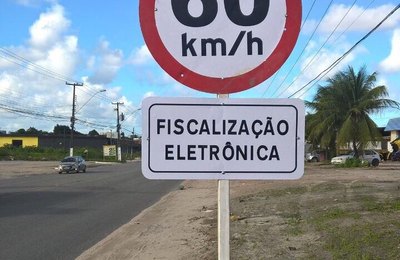 Confira velocidade nas vias com novos pontos de fiscalização eletrônica