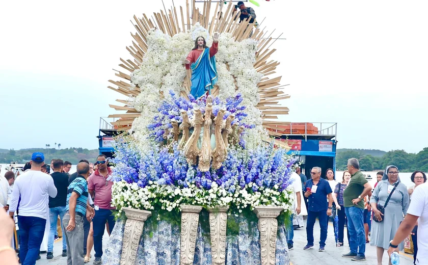 Penedo celebra Bom Jesus dos Navegantes com fé e devoção