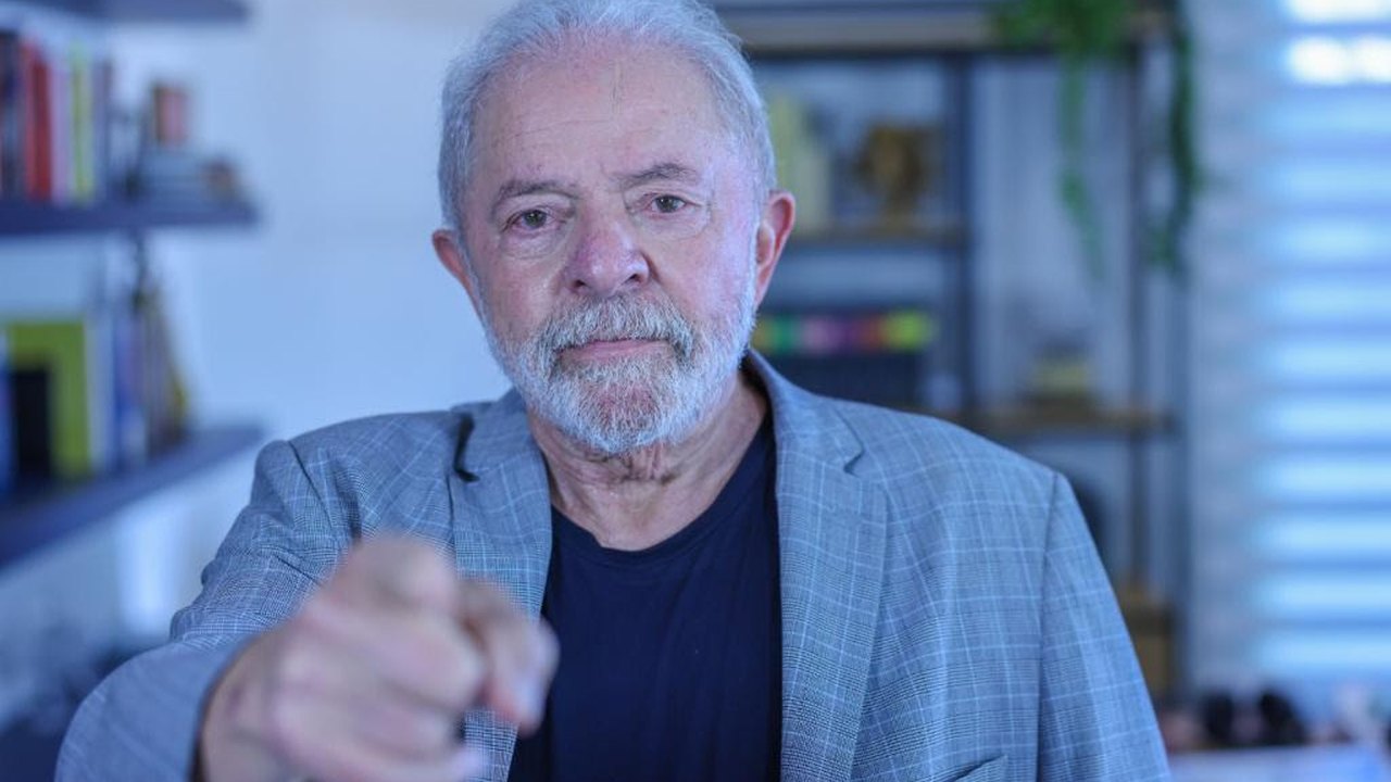 Enfrentar a violência contra a mulher é prioridade, diz Lula