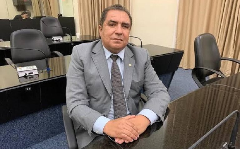 Deputado Inácio comemora regionalização de abatedouros em AL