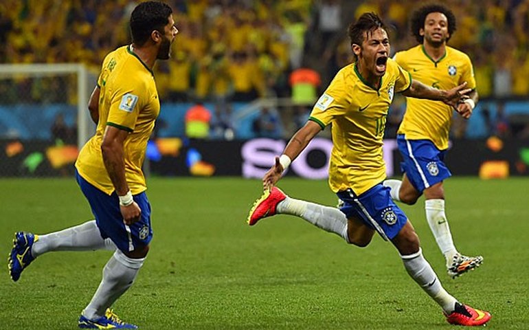 1º dia: Brasil ganha de virada e 8 cidades enfrentam protestos