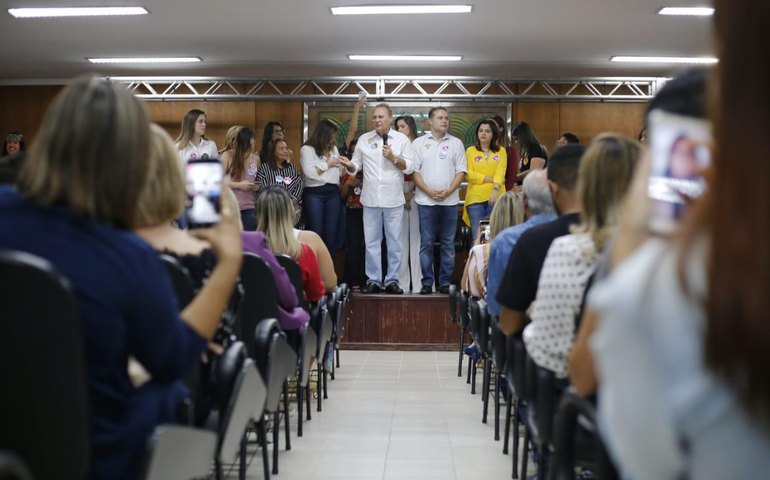 Mulheres alagoanas demonstram apoio à reeleição de Renan Calheiros ao Senado