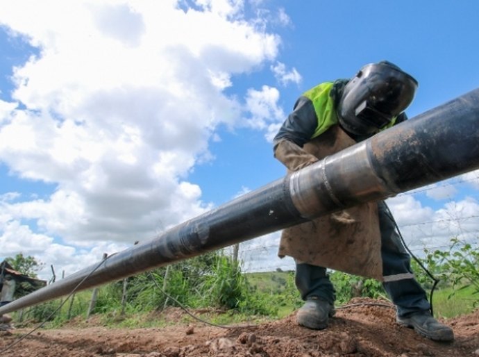 Algás assina ordem de serviço para o Gasoduto Penedo–Arapiraca