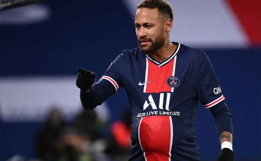 Neymar marca, PSG goleia e aumenta vantagem na liderança do Francês