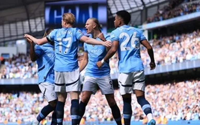 Manchester City elimina o Salford em partida discreta no Etihad