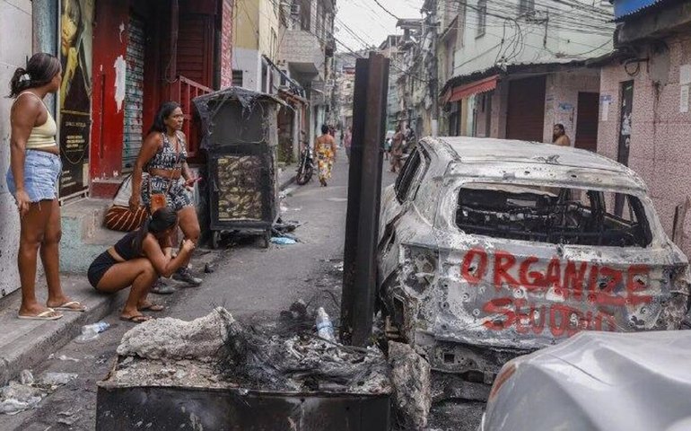 Polícia do Rio calcula que Comando Vermelho mobilizou 500 homens em reação nos complexos da Penha e Alemão