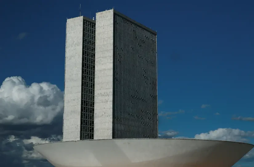 Câmara dos Deputados autoriza a realização de concurso público
